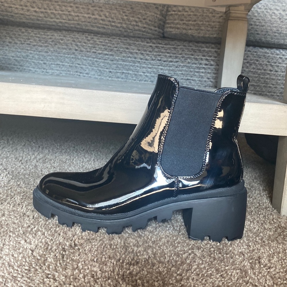 Fashion heeled rain boots